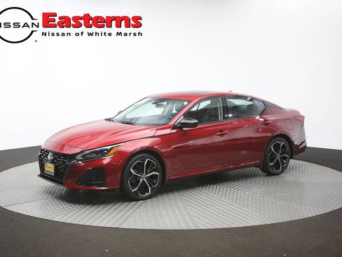 Used 2024 Nissan Altima 2.5 SR w/ SR Premium Package FWD image 56