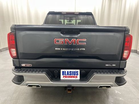 Used 2021 GMC Sierra 1500 SLE w/ X31 Off-Road Package image 4