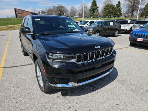 New 2026 Jeep Grand Cherokee L 4WD image 8