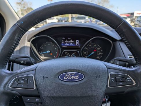 Used 2017 Ford Focus SE image 27