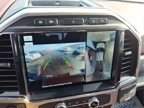 Used 2022 Ford F350 Platinum AWD/4WD image 10