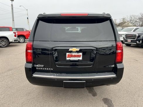 Used 2015 Chevrolet Suburban LTZ image 6