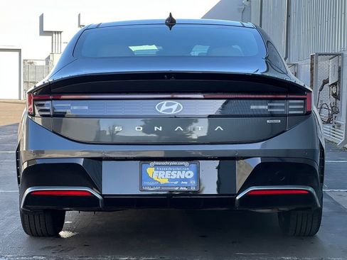 Used 2025 Hyundai Sonata Limited image 5