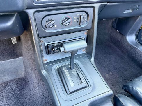 Used 1993 Ford Mustang LX image 54