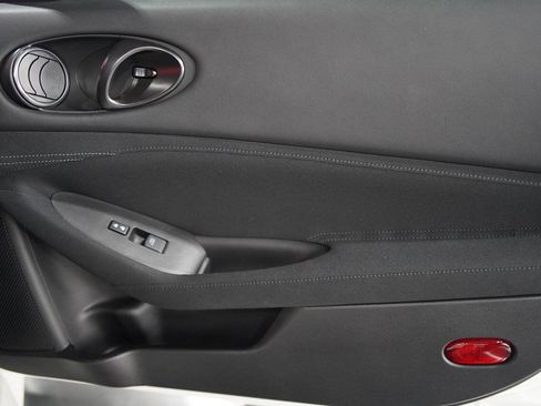 Used 2025 Nissan Z Sport w/ Floor Mat Package RWD image 76