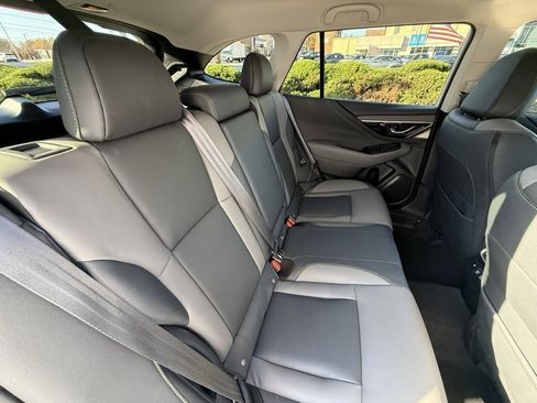 Used 2021 Subaru Outback Onyx Edition XT image 36