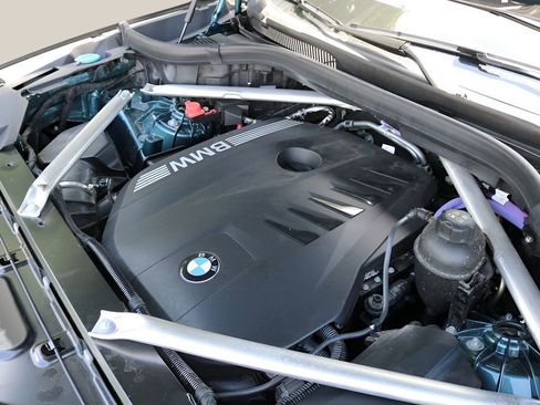 Used 2026 BMW X5 sDrive40i RWD image 10