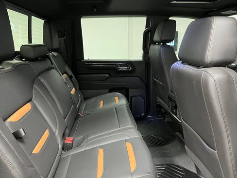 Used 2024 GMC Sierra 2500 AT4 w/ AT4 Premium Plus Package AWD/4WD image 53