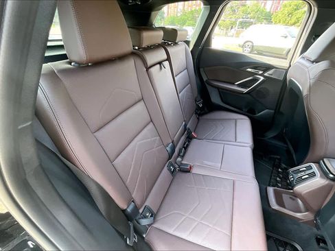 Used 2025 BMW X1 xDrive28i w/ Premium Package AWD/4WD image 19