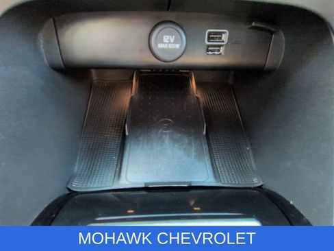 Used 2022 Volvo XC40 T5 R-Design w/ Climate Package AWD/4WD image 37