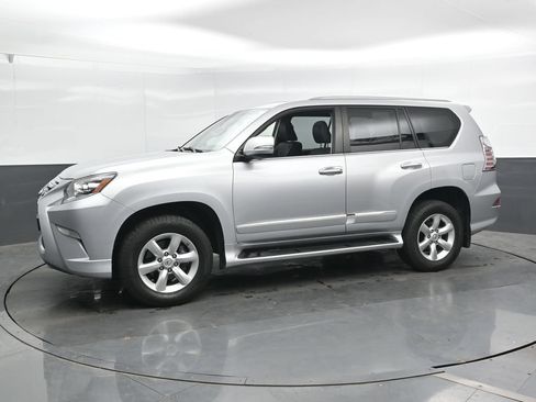 Used 2017 Lexus GX 460 w/ Navigation Package AWD/4WD image 6