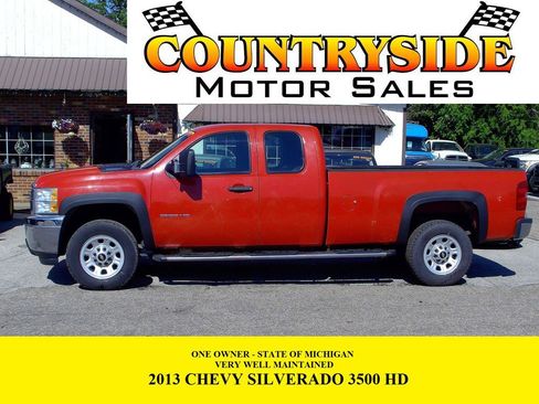 Used 2013 Chevrolet Silverado 3500 W/T RWD image 1