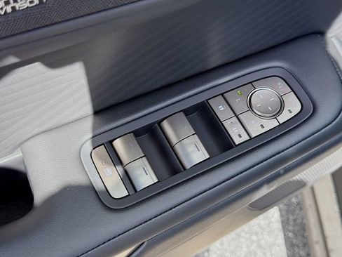 New 2026 Lexus ES 350h AWD w/ Cold Area Package image 21