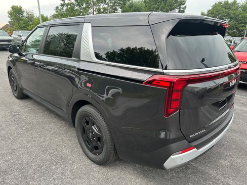 New 2026 Kia Carnival image 7