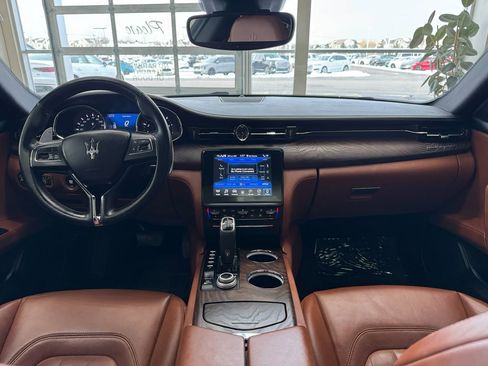 Used 2019 Maserati Quattroporte S Q4 AWD/4WD image 23