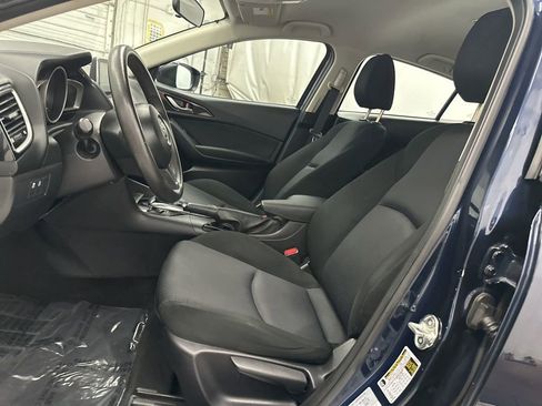 Used 2015 MAZDA MAZDA3 i Sport image 16