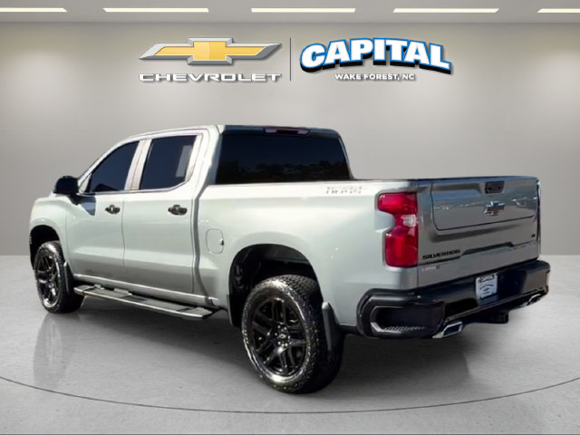 Used 2026 Chevrolet Silverado 1500 LT Trail Boss w/ LPO, Dark Essentials Package AWD/4WD image 3