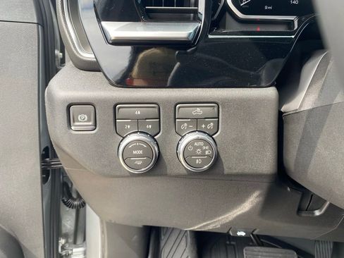 New 2026 GMC Sierra 2500 SLE w/ SLE Value Package; AWD/4WD image 16