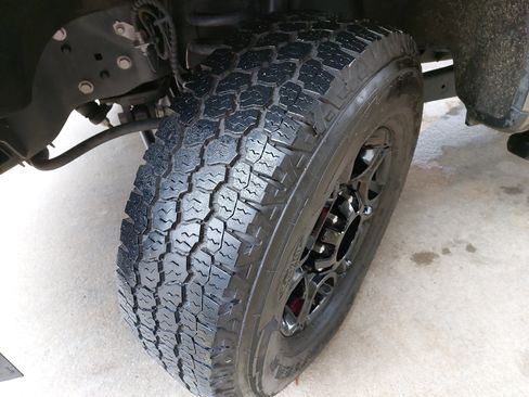 Used 2024 Ford F350 XLT w/ XLT Premium Package image 32