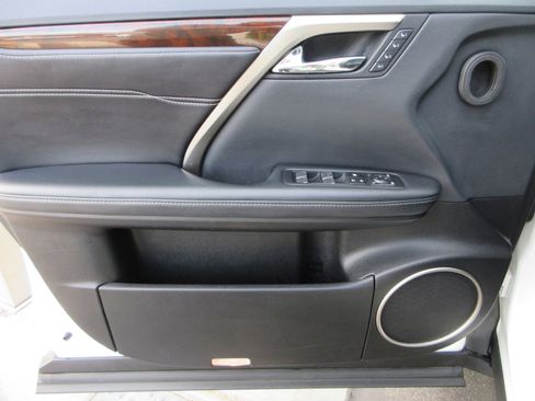 Used 2019 Lexus RX 350 AWD w/ Navigation Package image 27