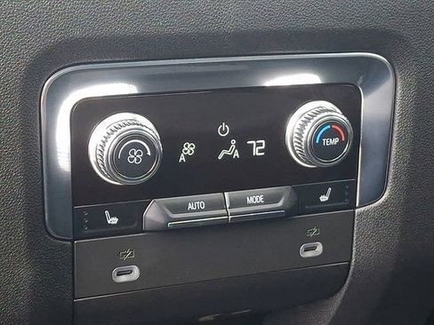 Used 2023 GMC Yukon AT4 AWD/4WD image 20