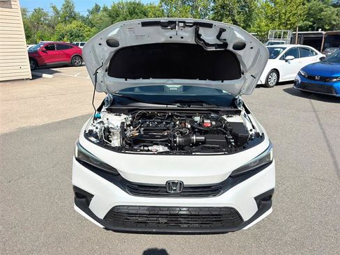 Used 2023 Honda Civic EX image 9