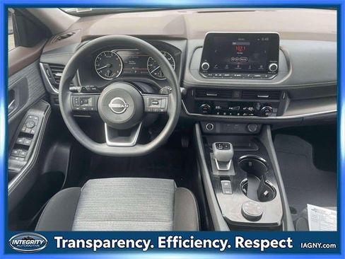 Certified 2023 Nissan Rogue SV image 13