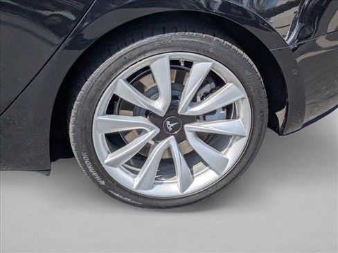 Used 2018 Tesla Model 3 Long Range image 23