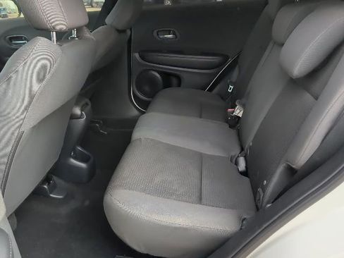 Used 2021 Honda HR-V Sport image 6