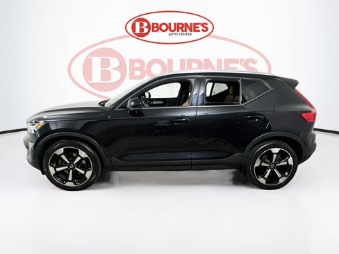 Used 2019 Volvo XC40 T5 Momentum AWD/4WD image 6