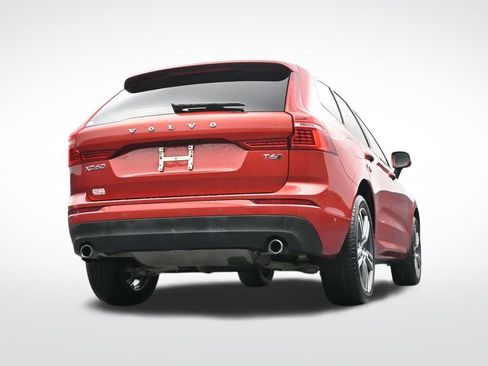 Used 2018 Volvo XC60 T6 Momentum w/ Advanced Package image 36