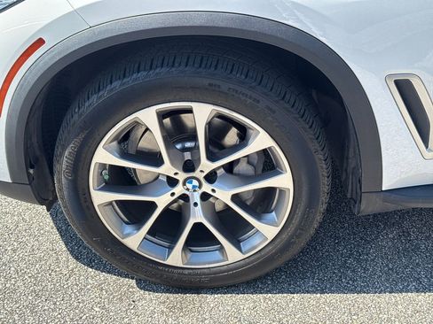 Used 2020 BMW X5 sDrive40i w/ Premium Package image 11