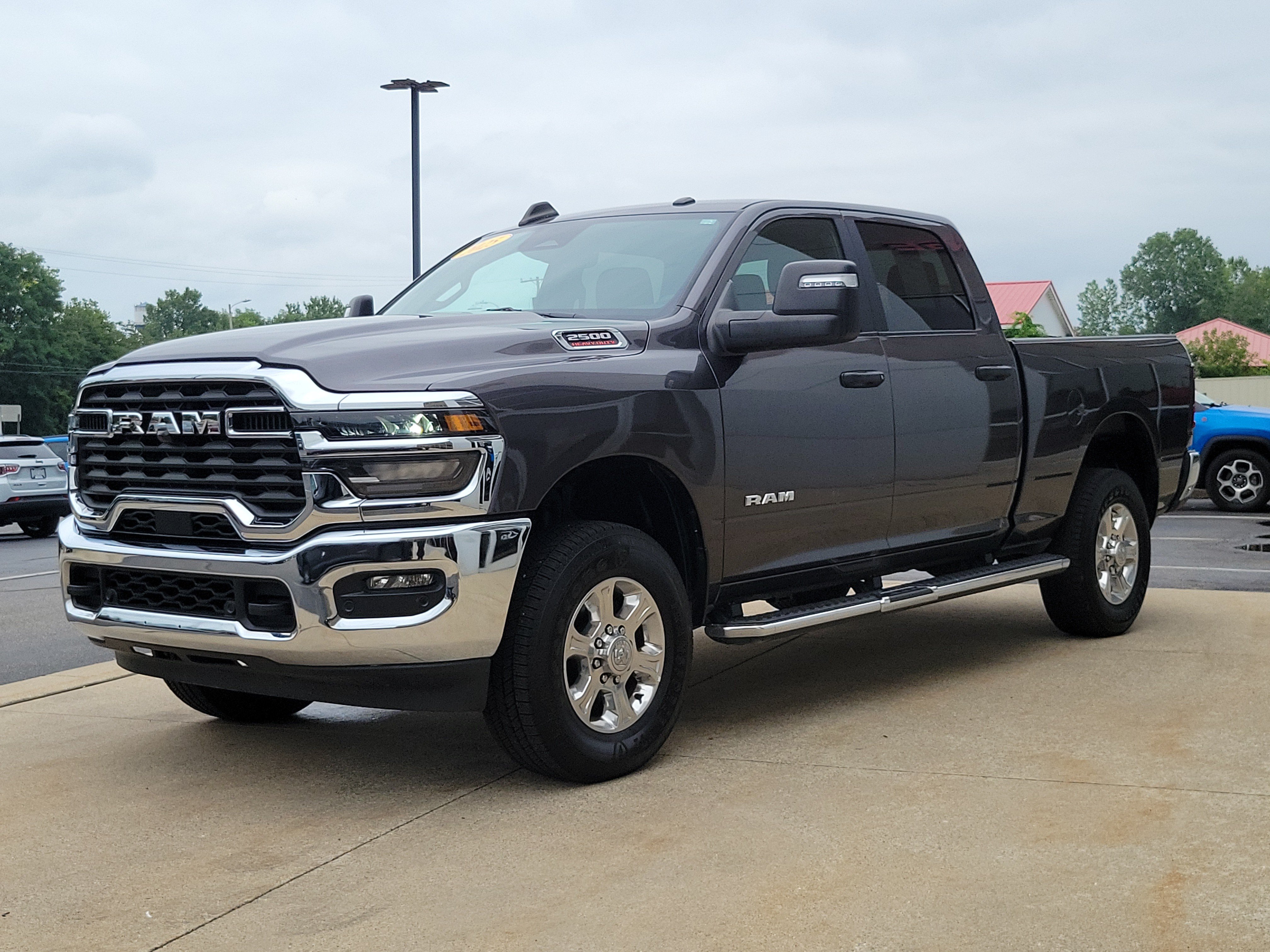 Used 2025 RAM 2500 Big Horn AWD/4WD image 2