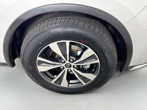 Used 2023 Nissan Murano S image 32