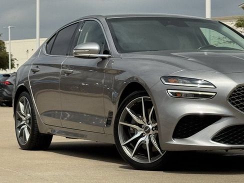 Used 2022 Genesis G70 3.3T RWD image 3
