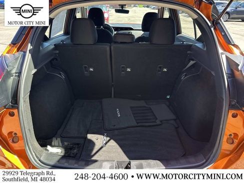 Used 2021 Nissan Kicks SR w/ Interior Electronics Package FWD image 13