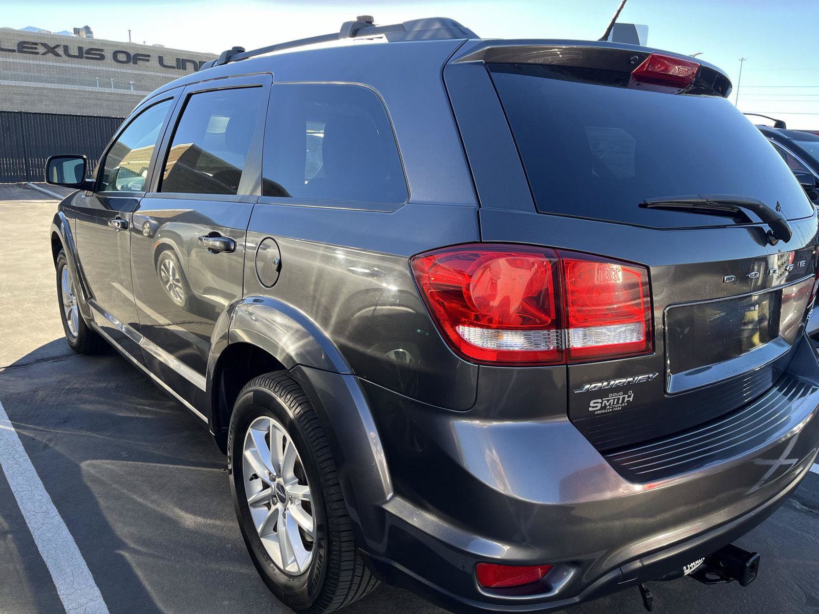 Used 2014 Dodge Journey SXT w/ Flexible Seating Group FWD image 6