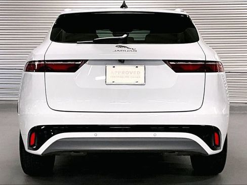 Certified 2025 Jaguar F-PACE R-Dynamic S image 3