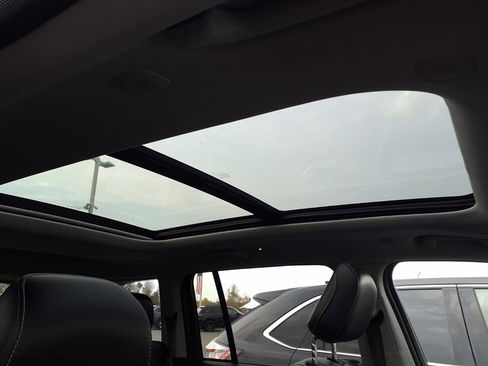 Used 2023 Jeep Grand Cherokee 4WD 4xe image 30