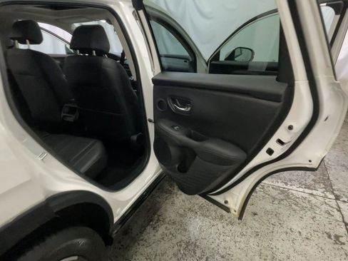 Certified 2025 Honda HR-V EX-L image 22