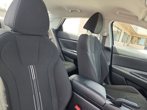 Certified 2023 Hyundai Elantra SEL FWD image 32
