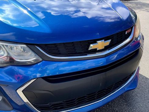 Used 2017 Chevrolet Sonic LT w/ Fun and Sun Package image 29