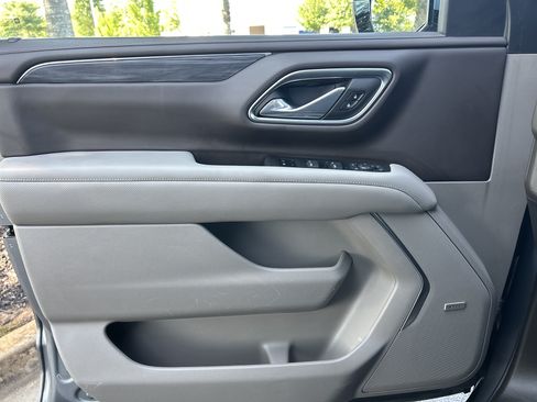 Used 2021 GMC Yukon SLT w/ SLT Luxury Package RWD image 22