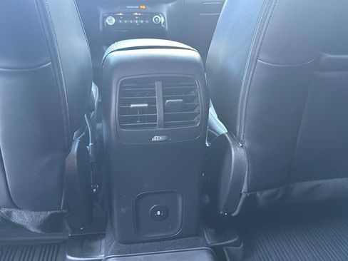 Used 2023 Ford Escape Platinum image 29