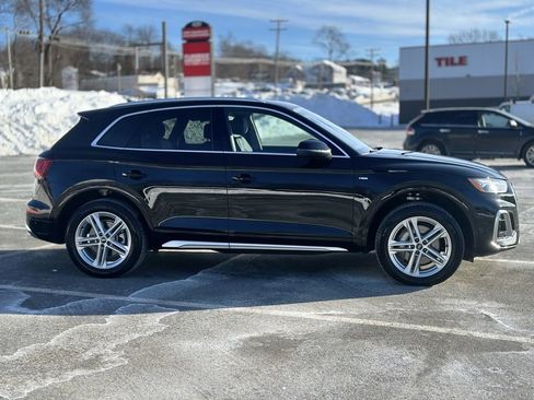 Used 2025 Audi Q5 e Premium Plus w/ Premium Plus Package image 8
