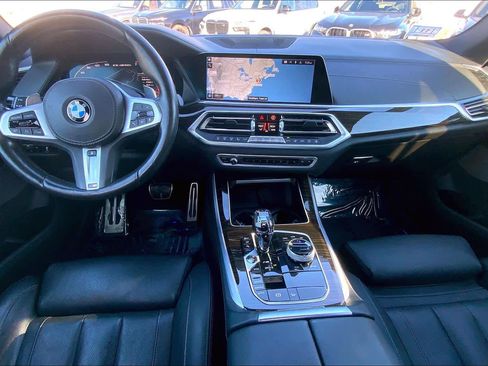 Used 2021 BMW X5 M50i w/ Executive Package image 16