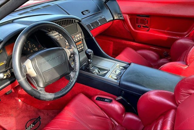 Used 1991 Chevrolet Corvette ZR-1 RWD image 4