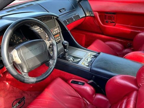 Used 1991 Chevrolet Corvette ZR-1 RWD image 4