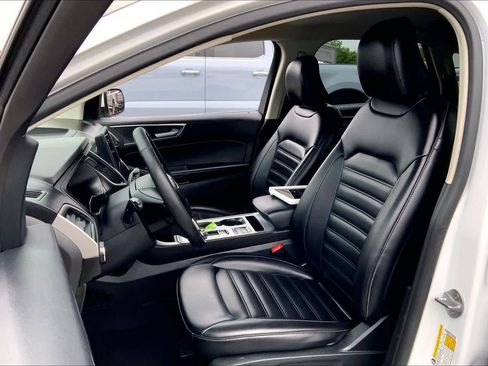 Certified 2022 Ford Edge SEL AWD/4WD image 8