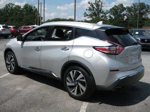 Used 2016 Nissan Murano Platinum w/ Platinum Technology Package FWD image 5